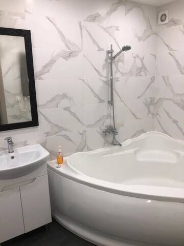 Фото номера Апартаменты с 1 спальней Апартаменты Apartment Gagarina 6/41 г. Liskhimstroy 17